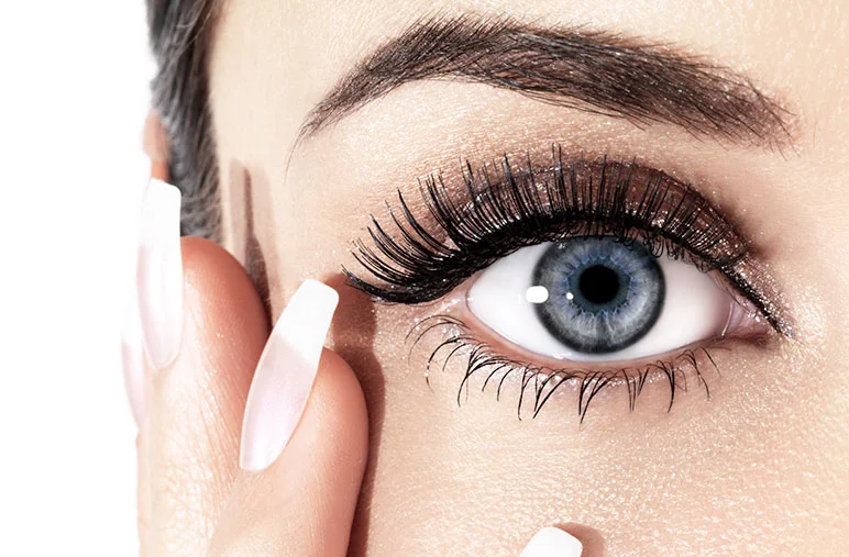 eyelashes tinting
